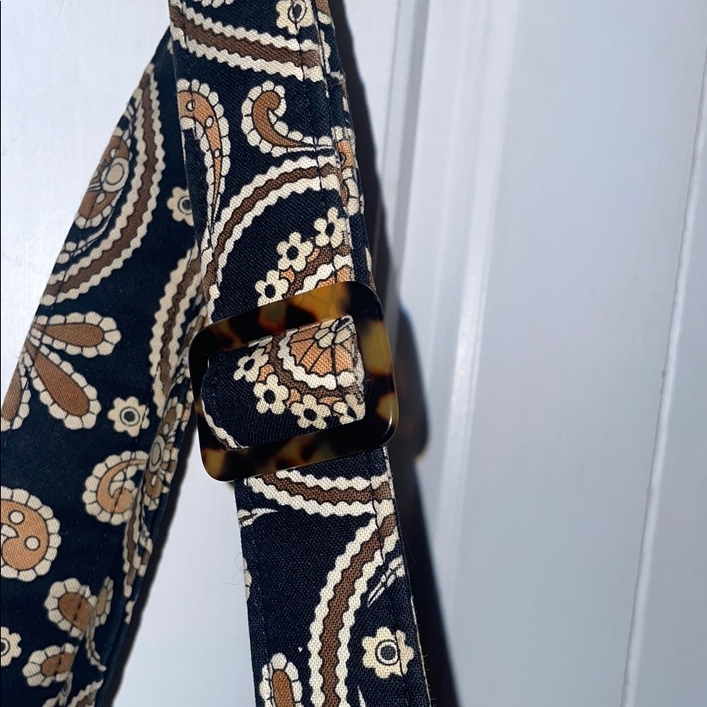 Vera Bradley Black and Gold Paisley Shoulder Bag - Picture 3 of 9